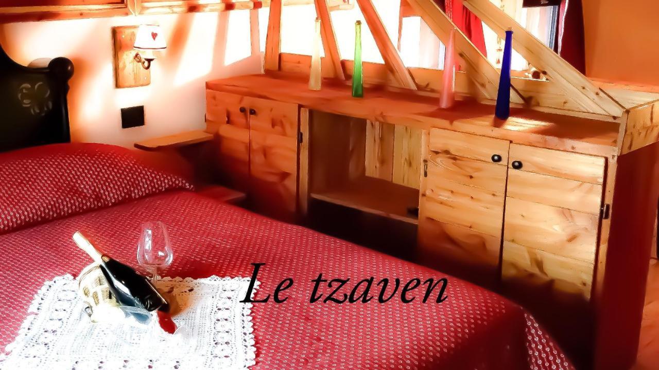 山羊与马住宿加早餐旅馆 Charvensod 外观 照片